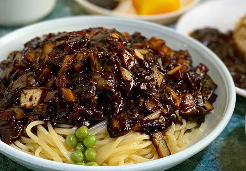 Jja Jang Myeon (짜장면)